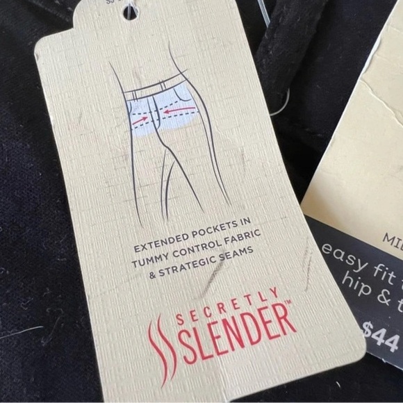 St. John's Bay Mid Rise Plus Capris Size 24W nwt - Picture 3 of 9